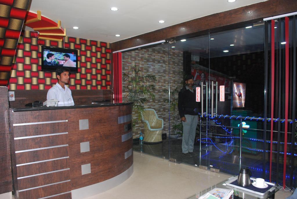 OYO 10413 Hotel Royal Plaza Pushkar Exterior foto