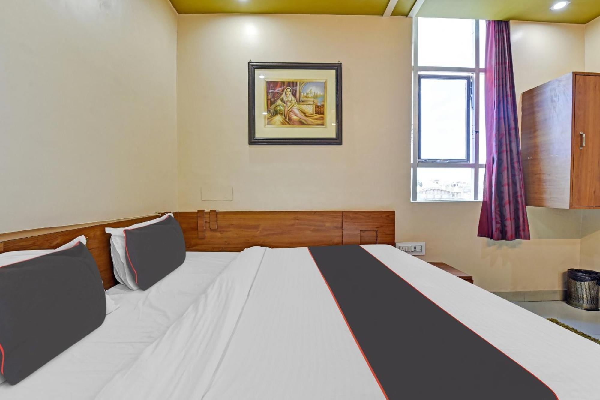 OYO 10413 Hotel Royal Plaza Pushkar Exterior foto